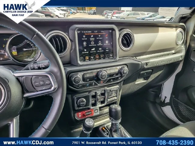 Used 2023 White Jeep Rubicon 4xe image 21