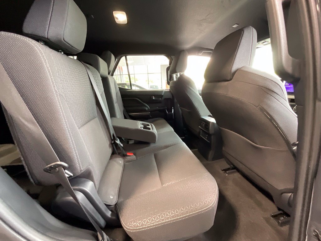 Certified Used 2025  Toyota SR5 image 20