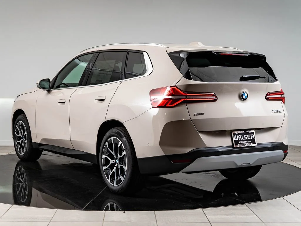 New 2026 Dune Grey Metallic BMW 30 xDrive image 6