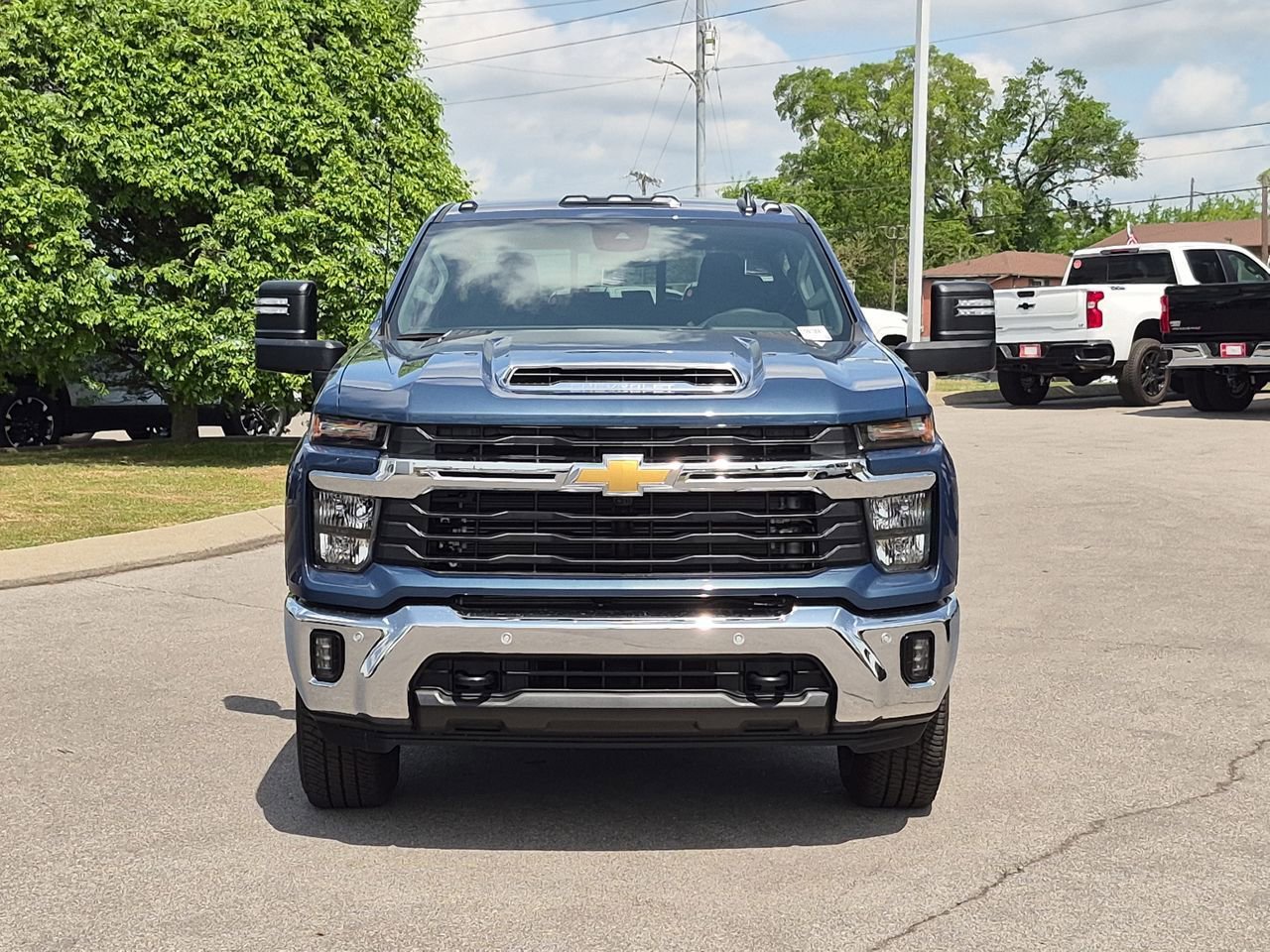 New 2026 Lakeshore Blue Metallic Chevrolet LT image 3