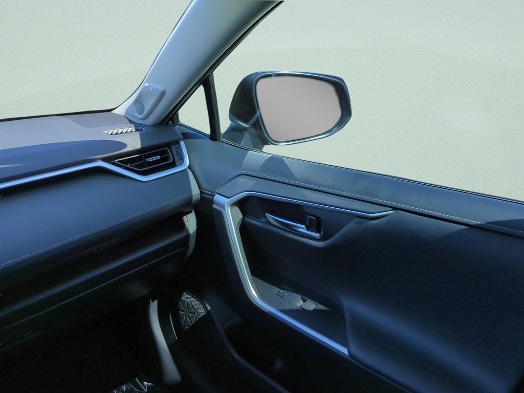 Used 2023  Toyota Limited image 14