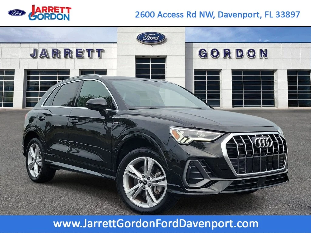 2022 Audi Q3