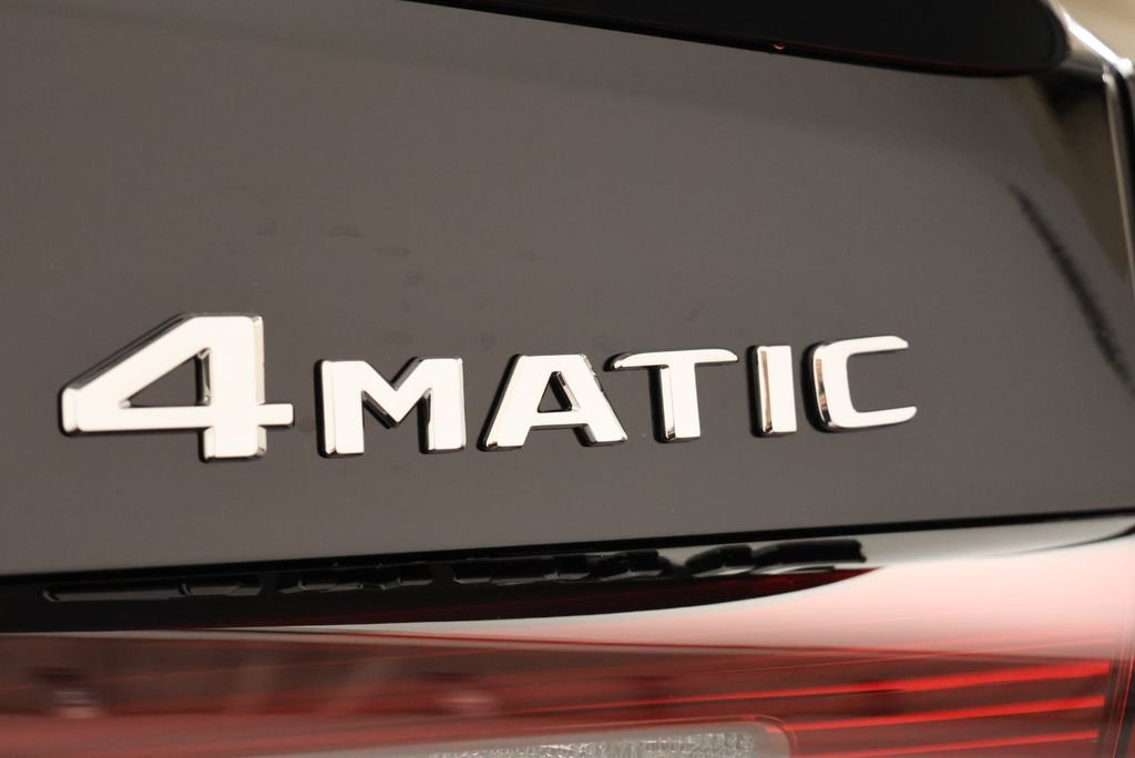 New 2027  Mercedes-Benz GLC 300 image 10