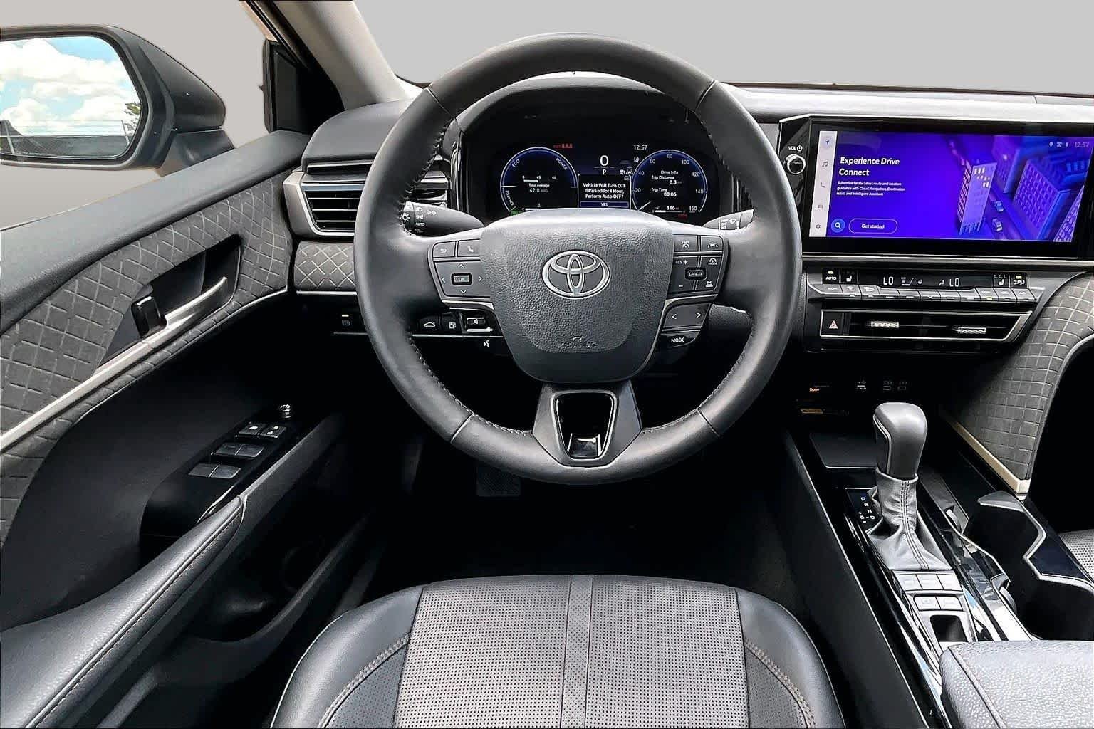 Used 2026 Ocean Gem Toyota XLE image 6