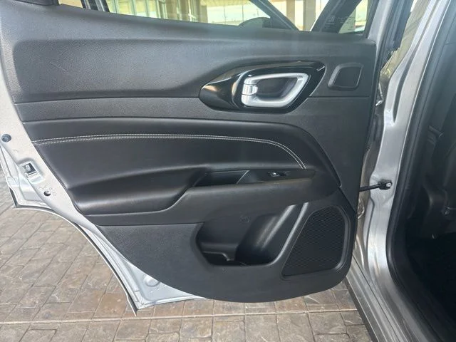 Used 2022 Silver Jeep High Altitude image 26