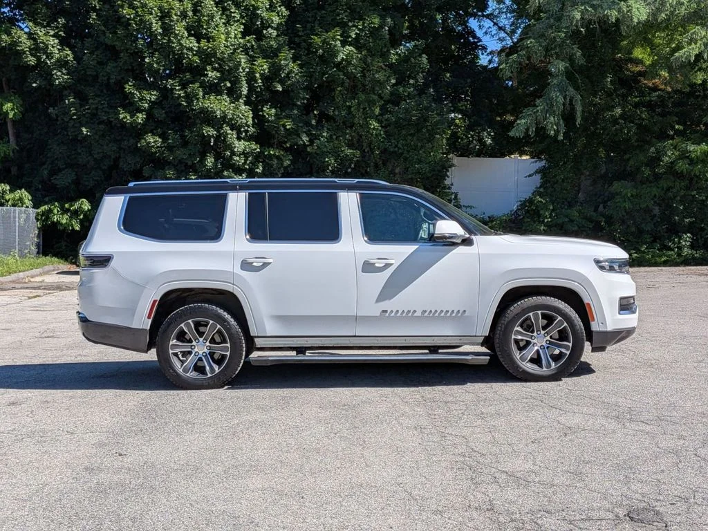 Used 2022 White Jeep Series I image 2
