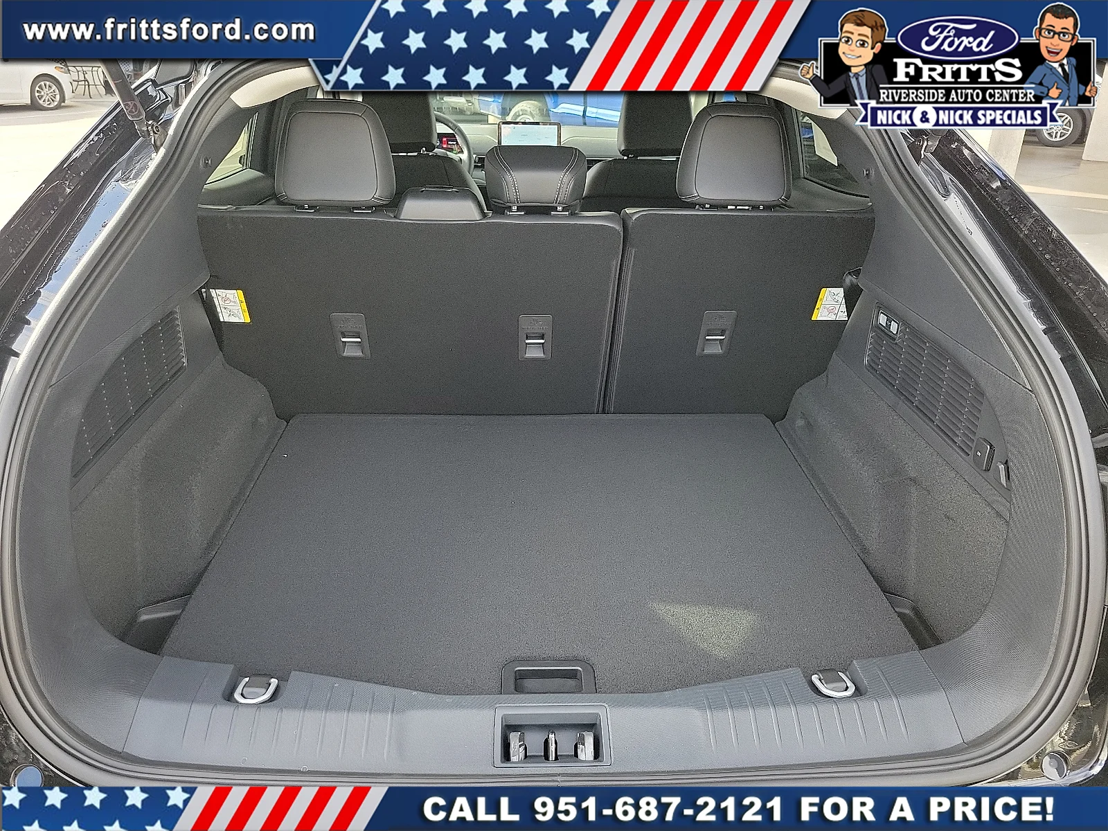 New 2026 Shadow Black Ford Select image 23