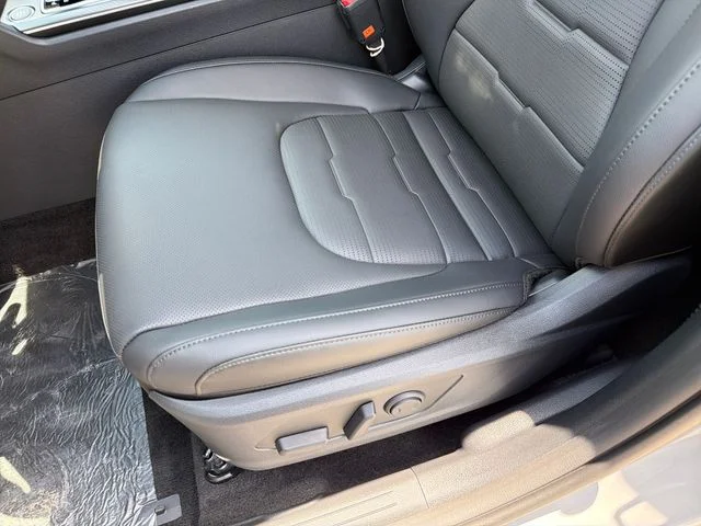 New 2026 Wolf Gray Kia SX Prestige image 20