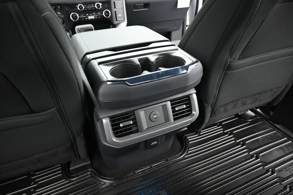 New 2026 Oxford White Ford XLT image 20