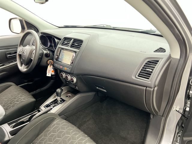 2024 Mitsubishi Outlander Sport ES - Photo 13