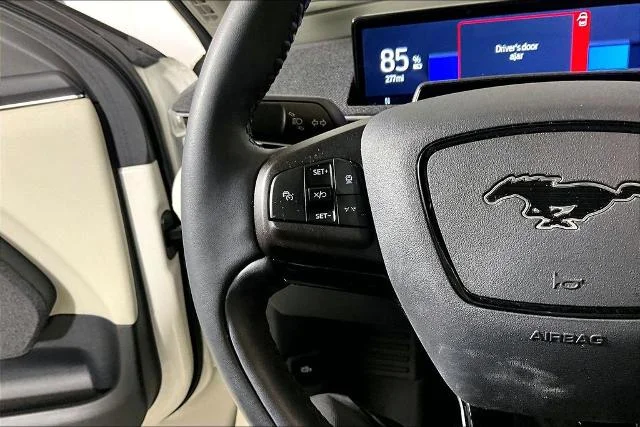 Used 2024 White Ford Premium image 40