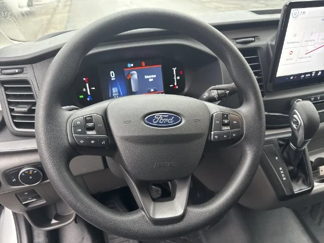 2026 Ford Transit Van Base - Photo 18