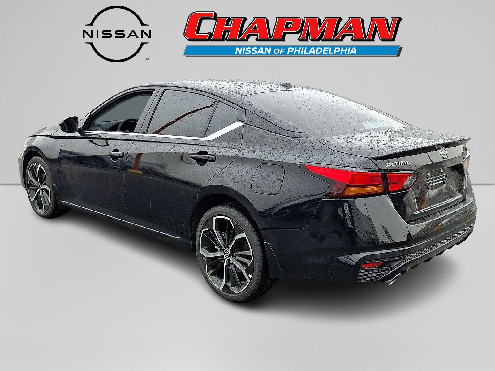 2025 Nissan Altima SR - Photo 3