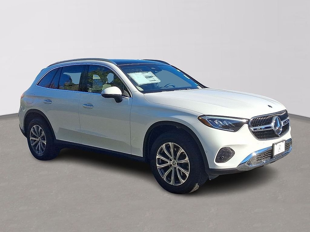 Certified Used 2026 Black Mercedes-Benz GLC 300 image 3