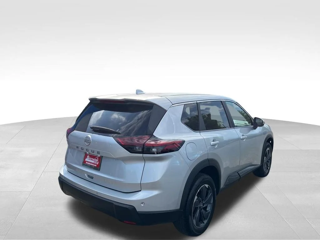 Used 2025 Silver Nissan SV image 40