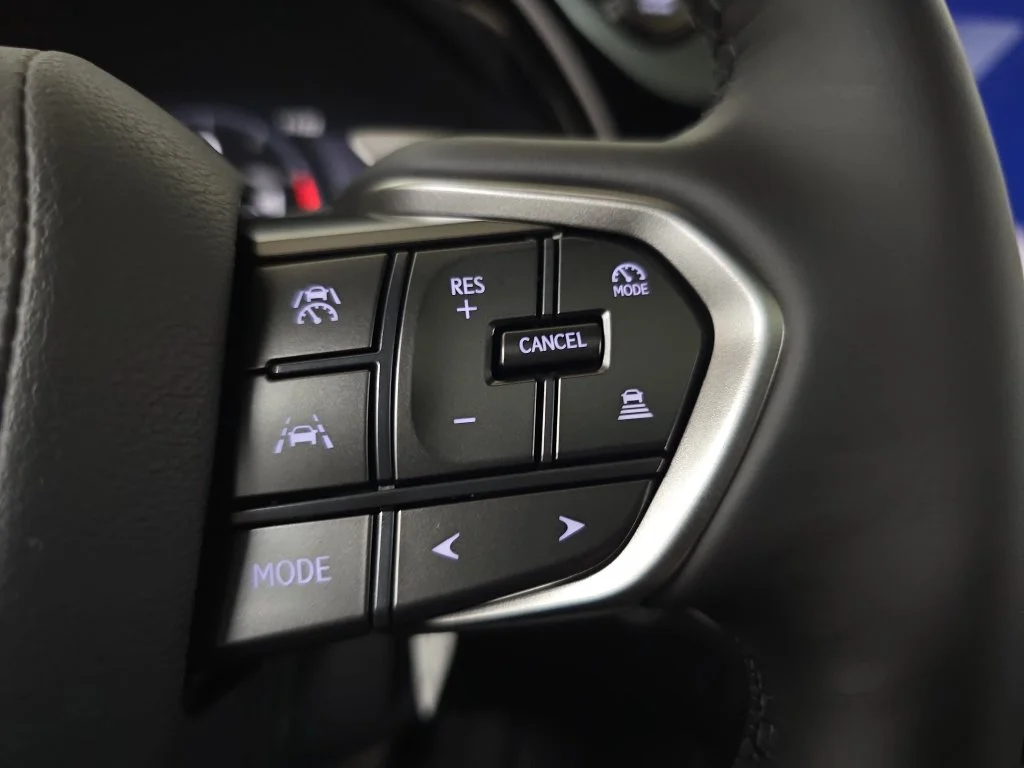 New 2026 Matador Red Mica Lexus PREMIUM image 17