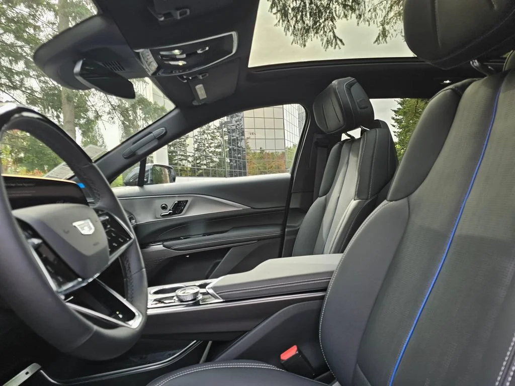New 2027 Argent Silver Metallic Cadillac Sport image 23