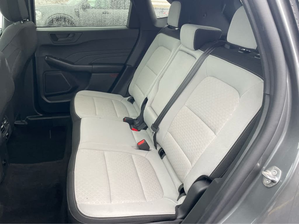 Used 2025 Gray Ford Active image 30