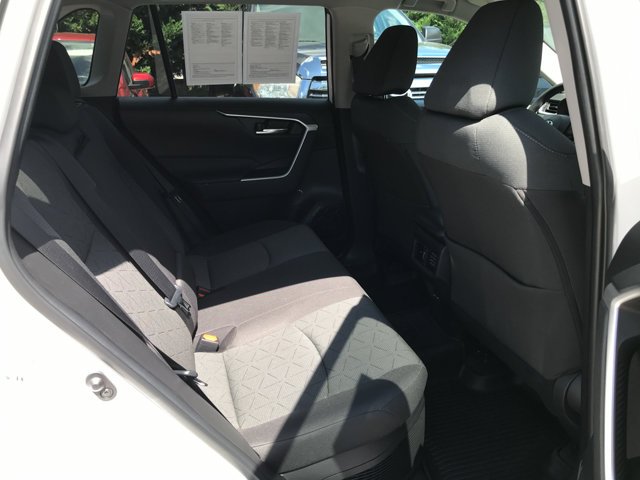 Used 2023 Ice Cap Toyota Hybrid XLE image 25