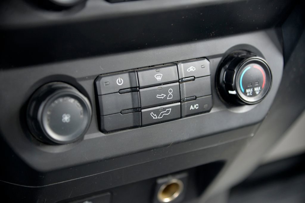 Used 2020 White Ford XL image 25