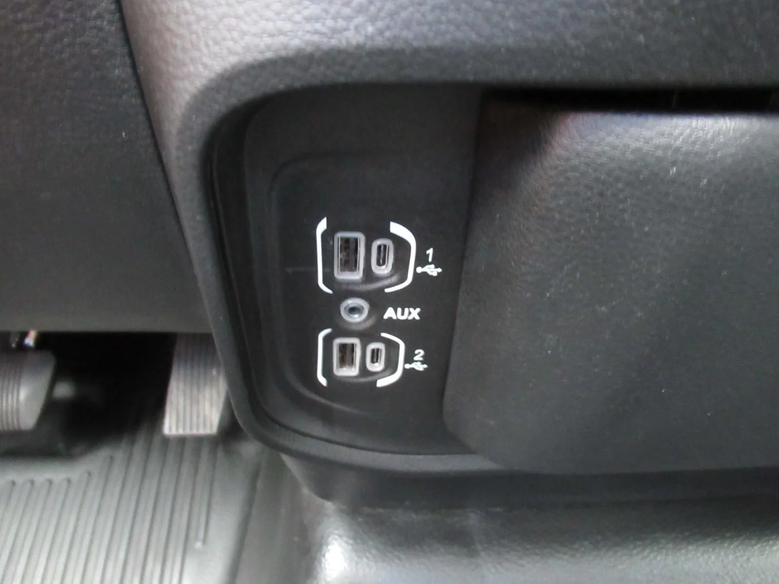 Used 2023 White Ram Tradesman image 25