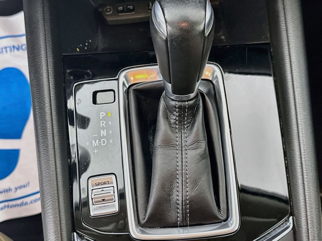 Used 2019 Snowflake White Pearl Mica Mazda Touring image 20