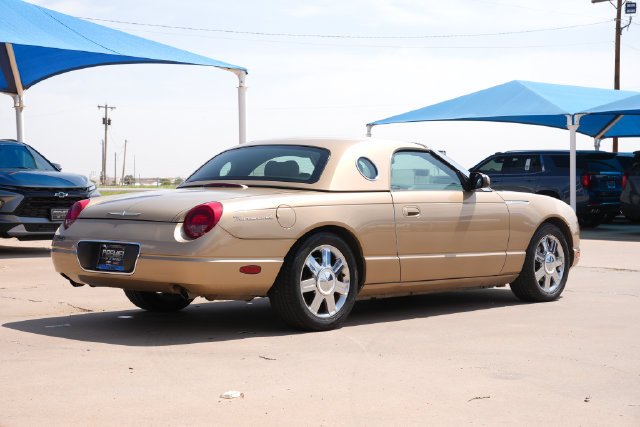 Used 2005 Gold Ford Base image 3