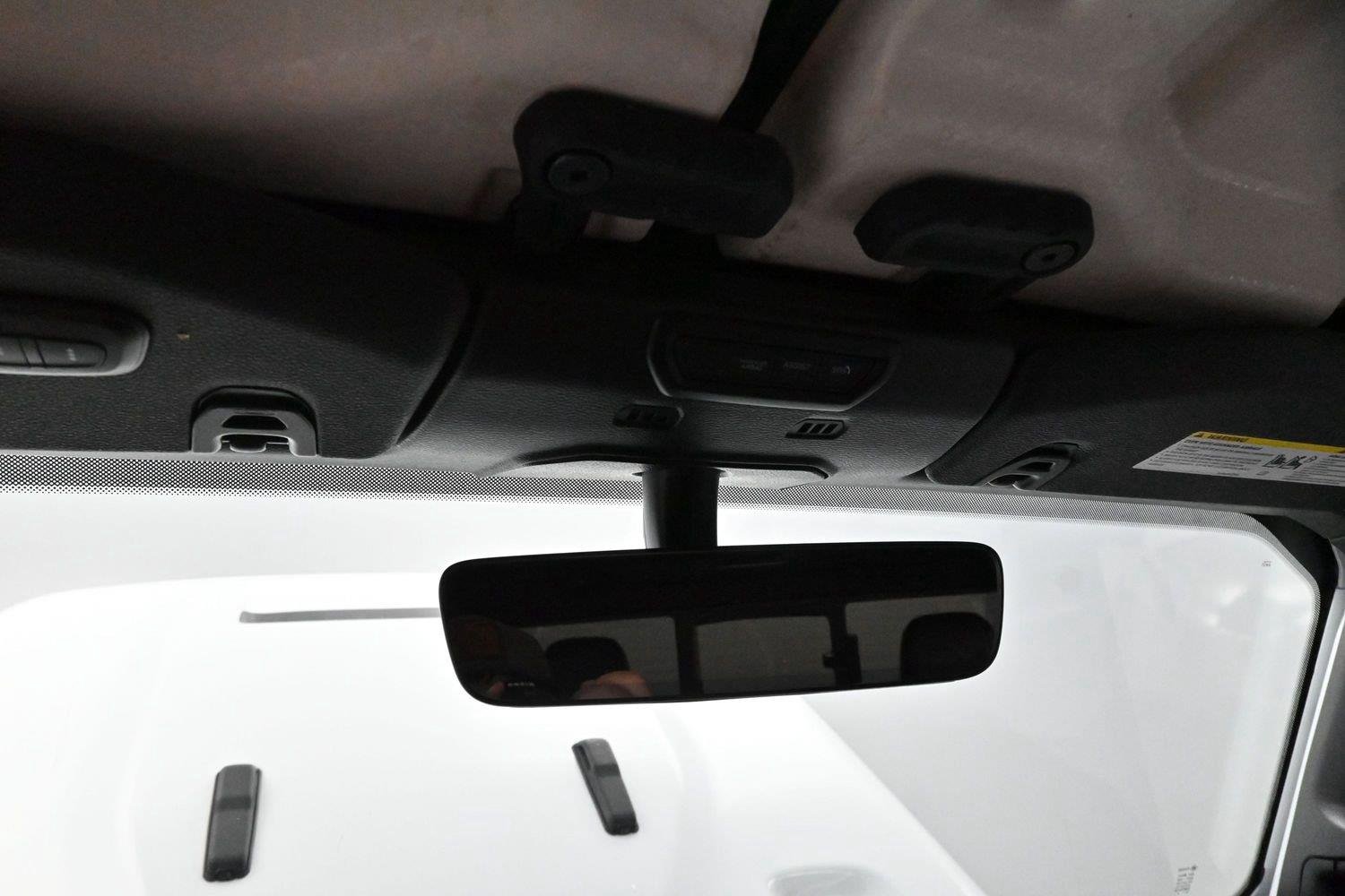 Used 2022 Bright White Clearcoat Jeep Mojave image 25