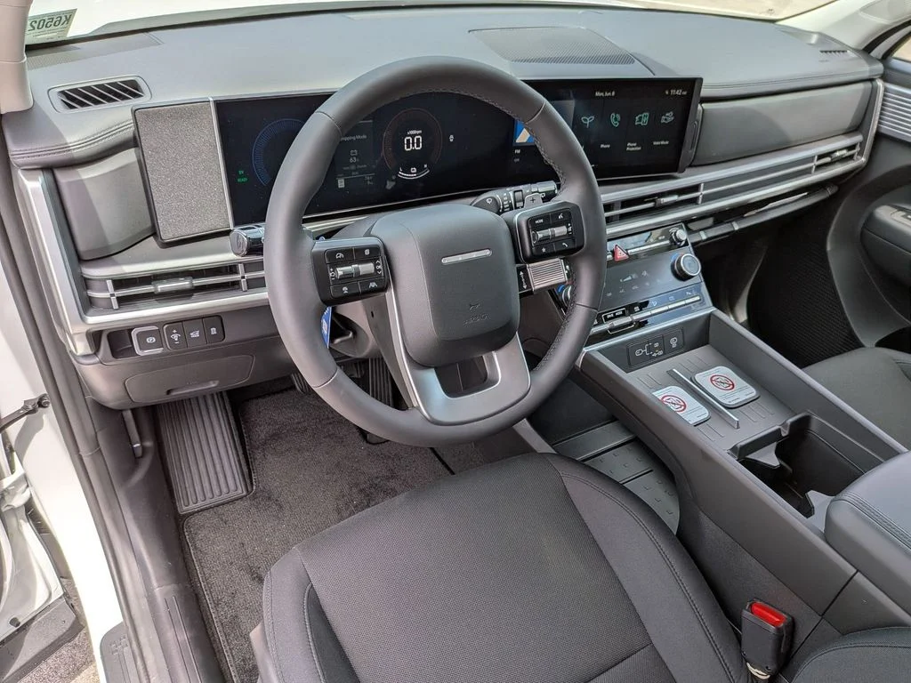 New 2026 White Hyundai SE image 10