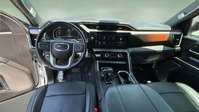 Used 2024 White GMC Denali image 16