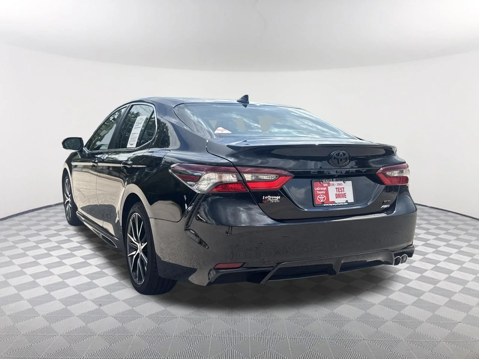 Used 2021 Midnight Black Metallic Toyota SE image 7