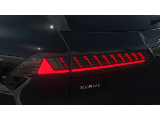 New 2027 0475 Black Sapphire Metallic BMW 50 xDrive image 8