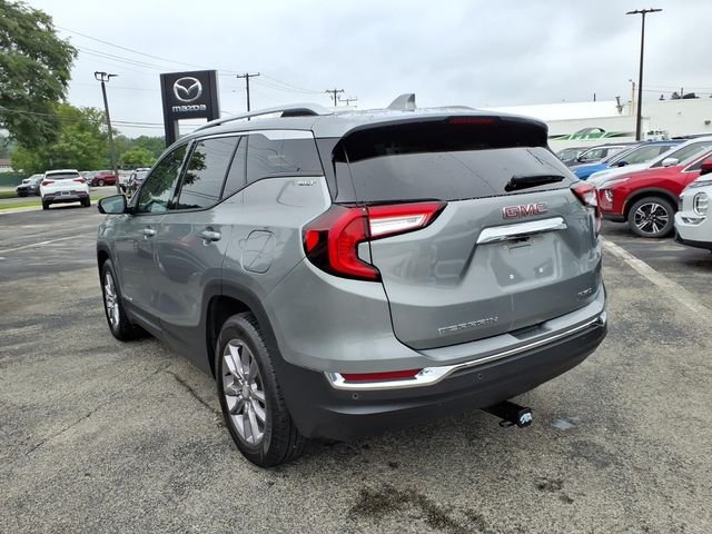 Used 2024 Silver GMC SLT image 7