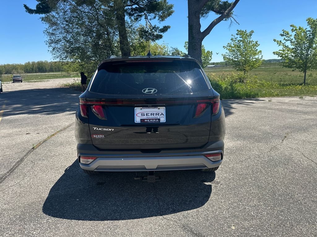 New 2026 Black Hyundai SEL image 5