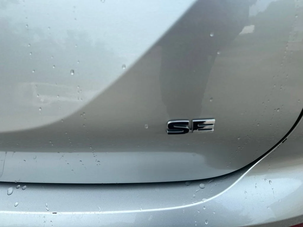 Used 2024 Black Mitsubishi SE image 9