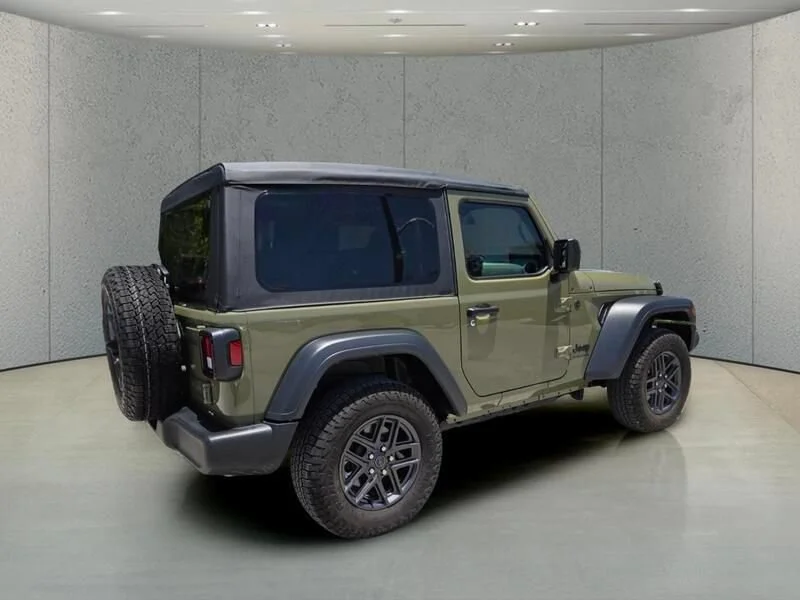 Certified Used 2025 41 Jeep Sport S image 7