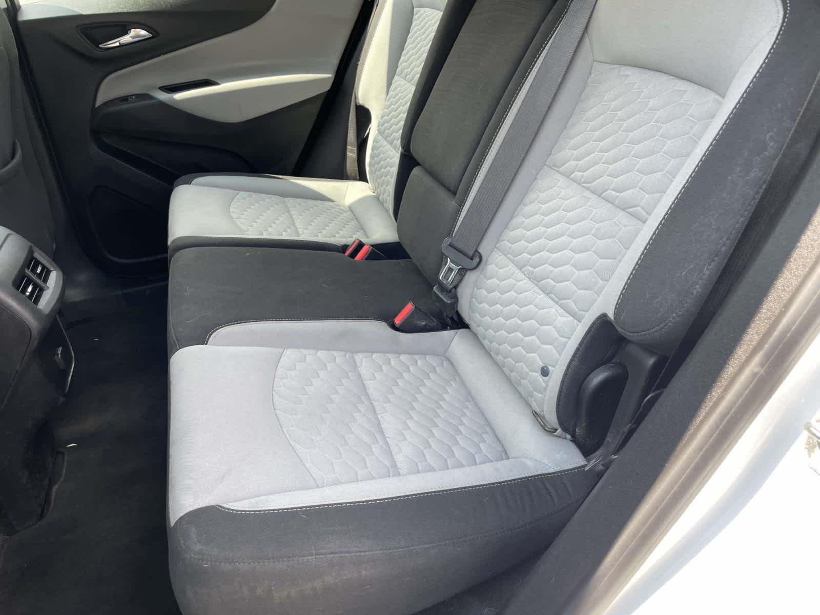 Used 2018 Summit White Chevrolet LS image 23