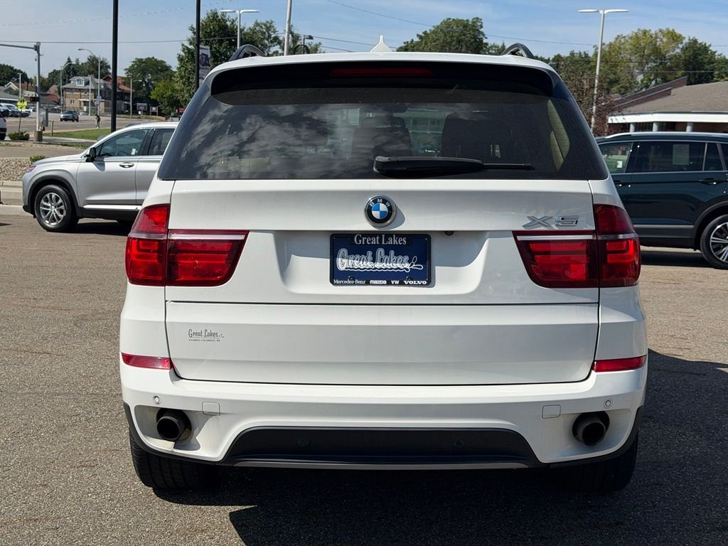 Used 2011 White BMW xDrive35i image 24