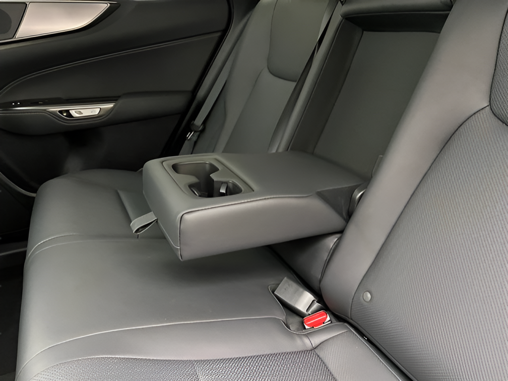 Used 2023 Obsidian Lexus 350 F SPORT Handling image 40