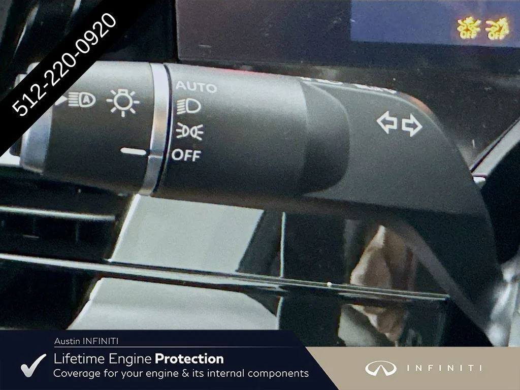 New 2027 White INFINITI LUXE image 14