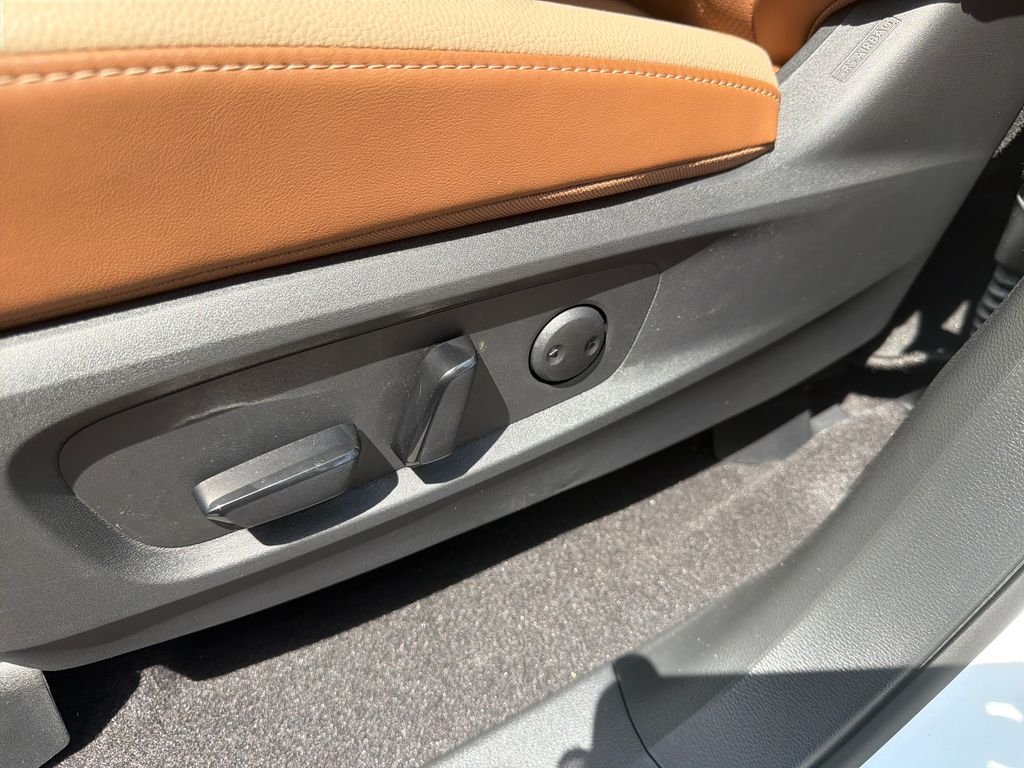 New 2026 Nissan Pathfinder Platinum 4D Sport Utility
