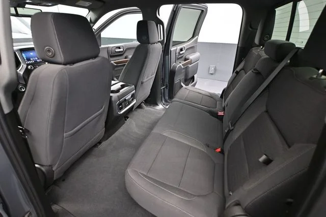 Used 2021 Silver GMC Elevation image 30