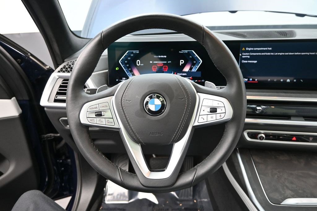Used 2026 Tanzanite Blue II Metallic BMW xDrive40i image 11