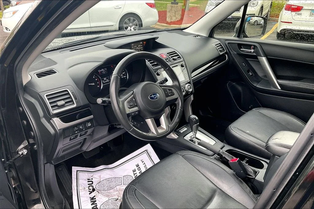 Used 2017 Black Subaru 2.5i Limited image 16