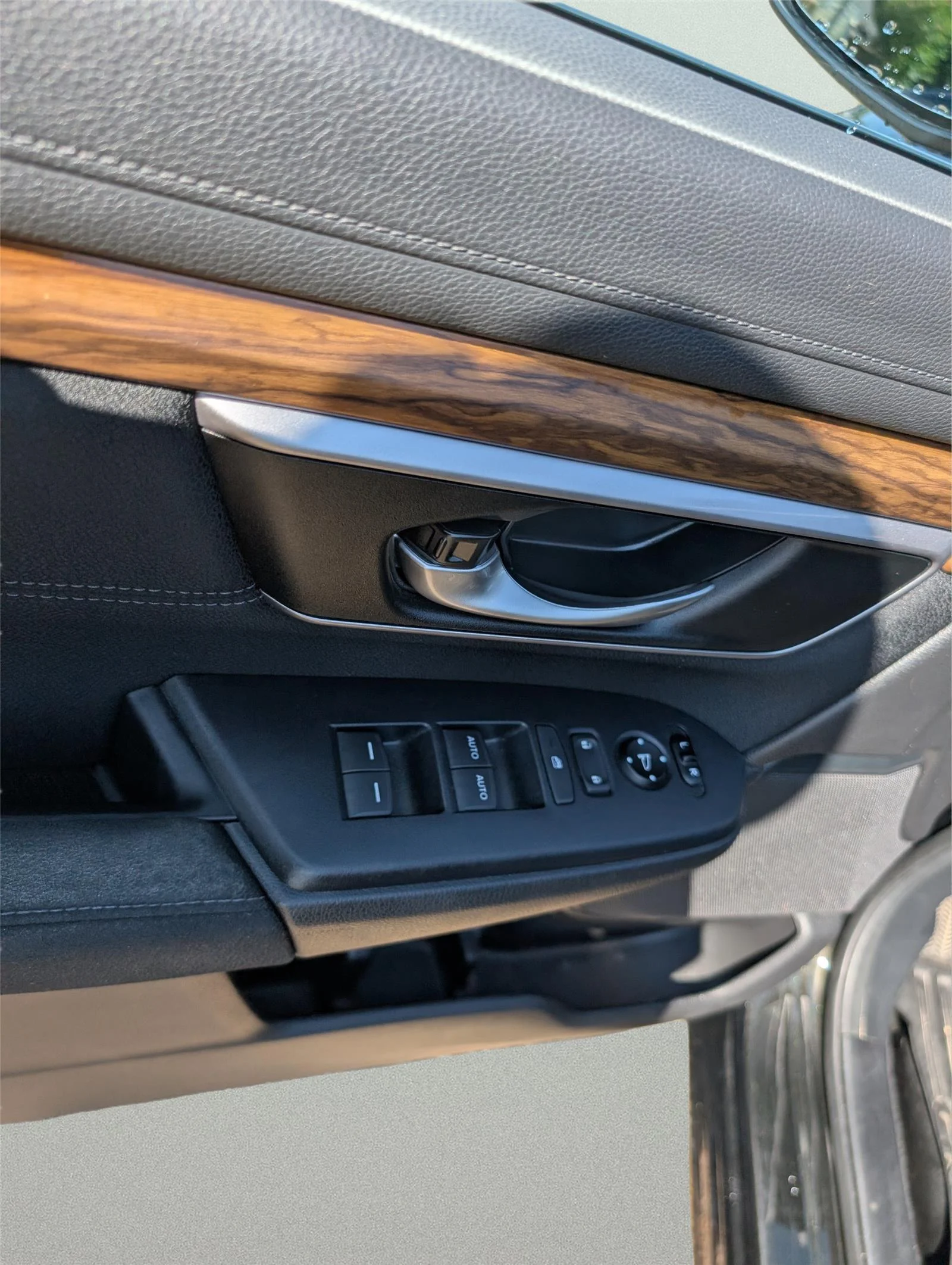 Used 2018 Dark Olive Metallic Honda EX image 16