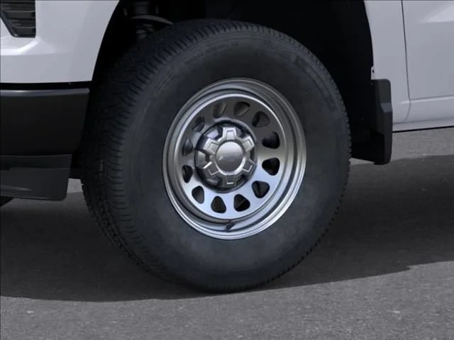 New 2026 Summit White Chevrolet WT image 9