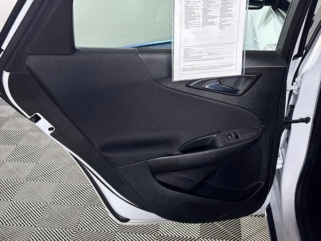 Used 2023 White Chevrolet LT image 18