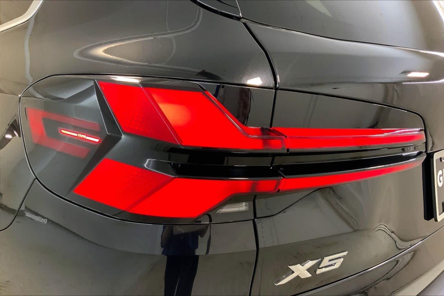 New 2026 Black Sapphire Metallic BMW xDrive40i image 14