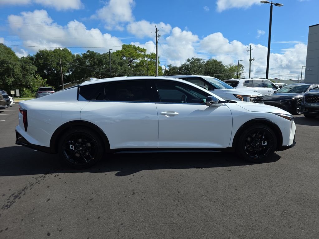 New 2026 Snow White Pearl Kia GT-Line Turbo image 8