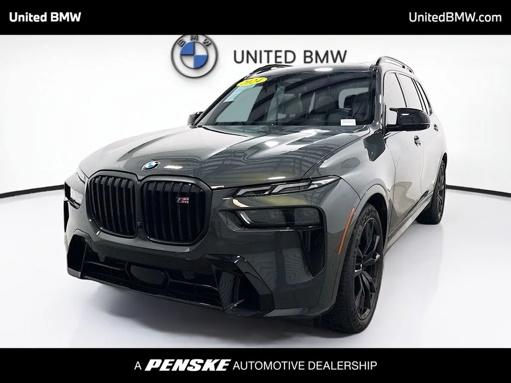 2024 BMW X7 M60i's photo